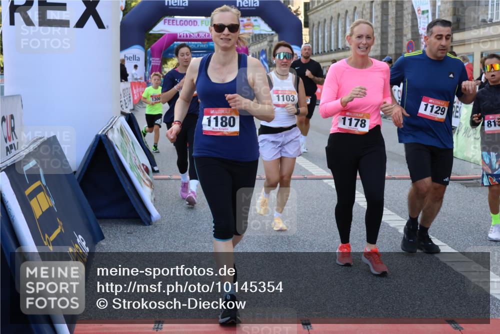 06.09.2026 - CURREX Alsterlauf Strokosch-Dieckow http://msf.ph/oto/10145354 06.09.2026 11:51:23 Ziel 1032, 1035, 1079, 1103, 1129, 1148, 1178, 1179, 1180, 1224, 1300, 4444, 8047, 8184, 8208, 8335 meine-sportfotos.de