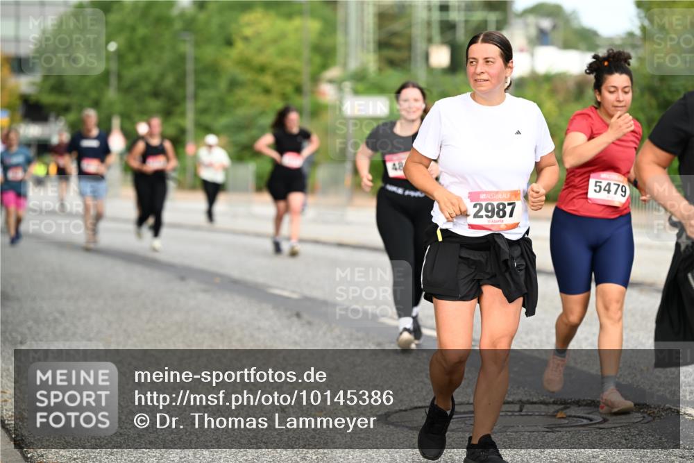 06.09.2026 - CURREX Alsterlauf Dr. Thomas Lammeyer http://msf.ph/oto/10145386 06.09.2026 10:18:18 Laufen 2987, 5479 meine-sportfotos.de