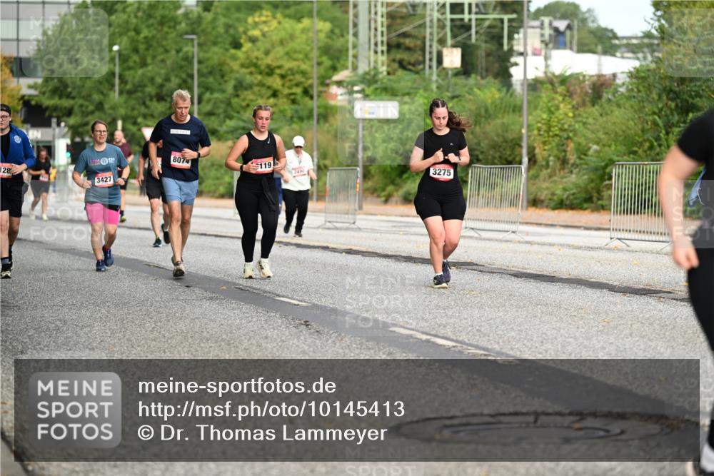 06.09.2026 - CURREX Alsterlauf Dr. Thomas Lammeyer http://msf.ph/oto/10145413 06.09.2026 10:18:21 Laufen 28, 91, 8074, 119, 3275, 3427 meine-sportfotos.de