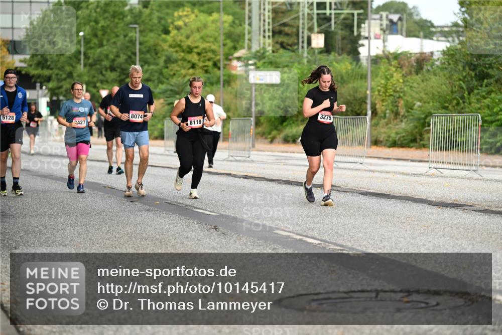 06.09.2026 - CURREX Alsterlauf Dr. Thomas Lammeyer http://msf.ph/oto/10145417 06.09.2026 10:18:21 Laufen 5128, 2427, 8074, 8119, 3275 meine-sportfotos.de