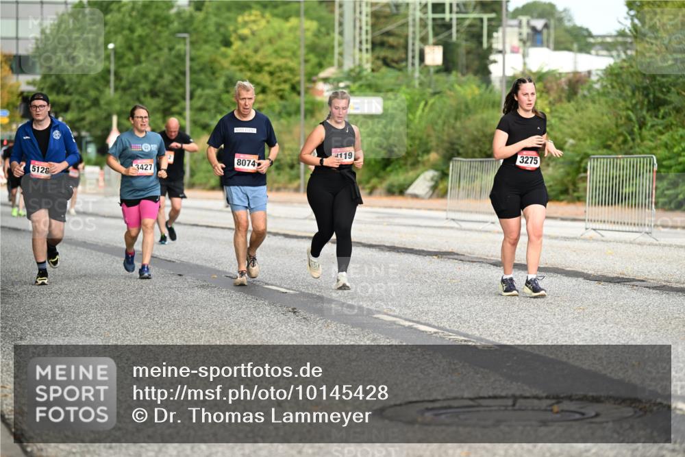 06.09.2026 - CURREX Alsterlauf Dr. Thomas Lammeyer http://msf.ph/oto/10145428 06.09.2026 10:18:23 Laufen 3275, 119, 8074, 3427, 5128 meine-sportfotos.de