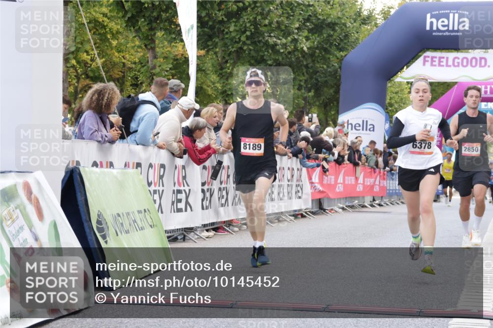 06.09.2026 - CURREX Alsterlauf Yannick Fuchs http://msf.ph/oto/10145452 06.09.2026 09:47:40 Ziel 2850, 2865, 4313, 5863, 6378, 8189 meine-sportfotos.de