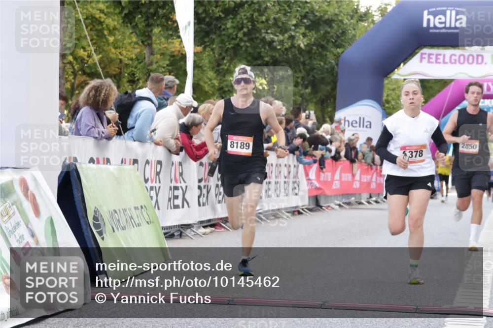06.09.2026 - CURREX Alsterlauf Yannick Fuchs http://msf.ph/oto/10145462 06.09.2026 09:47:40 Ziel 2850, 2865, 4313, 5863, 6378, 8189 meine-sportfotos.de