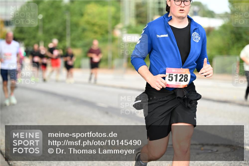 06.09.2026 - CURREX Alsterlauf Dr. Thomas Lammeyer http://msf.ph/oto/10145490 06.09.2026 10:18:29 Laufen 5128 meine-sportfotos.de