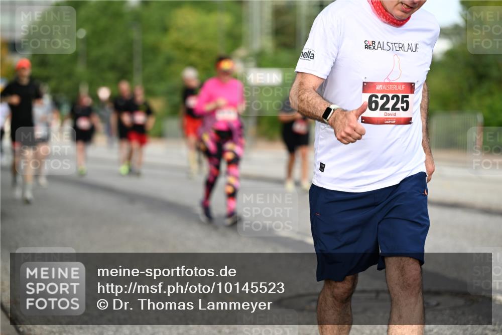 06.09.2026 - CURREX Alsterlauf Dr. Thomas Lammeyer http://msf.ph/oto/10145523 06.09.2026 10:18:36 Laufen 6225 meine-sportfotos.de