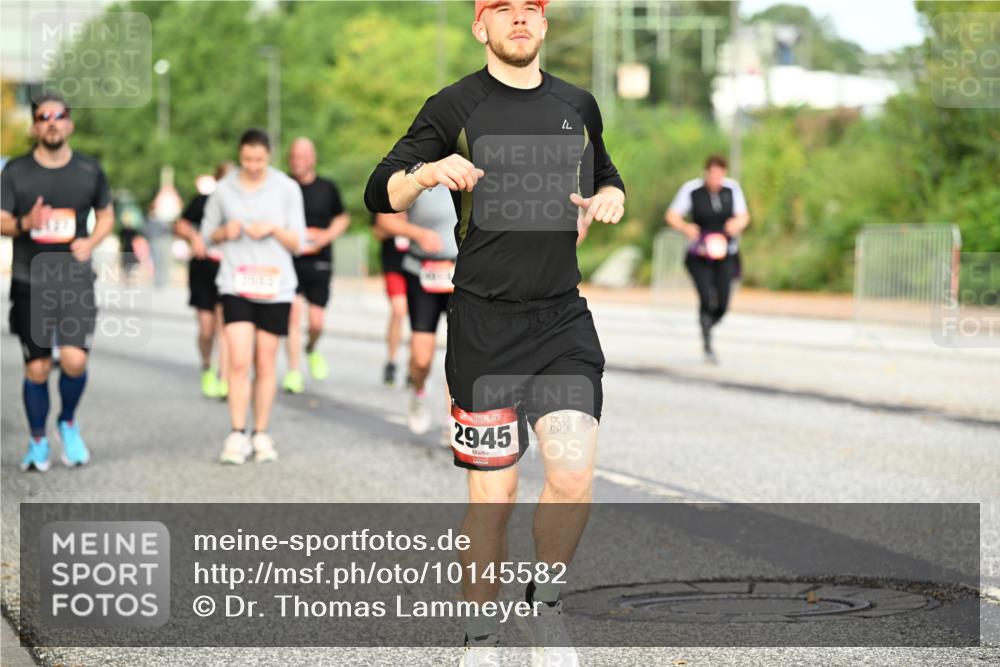 06.09.2026 - CURREX Alsterlauf Dr. Thomas Lammeyer http://msf.ph/oto/10145582 06.09.2026 10:18:42 Laufen 2945, 1 meine-sportfotos.de