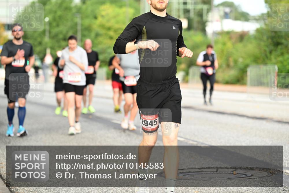 06.09.2026 - CURREX Alsterlauf Dr. Thomas Lammeyer http://msf.ph/oto/10145583 06.09.2026 10:18:43 Laufen 945 meine-sportfotos.de