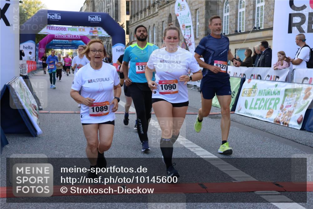 06.09.2026 - CURREX Alsterlauf Strokosch-Dieckow http://msf.ph/oto/10145600 06.09.2026 11:51:44 Ziel 1056, 1083, 1089, 1090, 1135, 1194, 1226, 1257, 1315, 1345, 1347, 8159, 8327 meine-sportfotos.de
