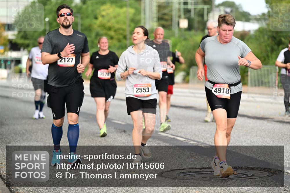 06.09.2026 - CURREX Alsterlauf Dr. Thomas Lammeyer http://msf.ph/oto/10145606 06.09.2026 10:18:46 Laufen 2127, 3578, 2553, 4918 meine-sportfotos.de