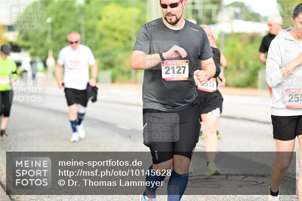 06.09.2026 - CURREX Alsterlauf Dr. Thomas Lammeyer http://msf.ph/oto/10145628 06.09.2026 10:18:48 Laufen 2127, 9578, 255 meine-sportfotos.de