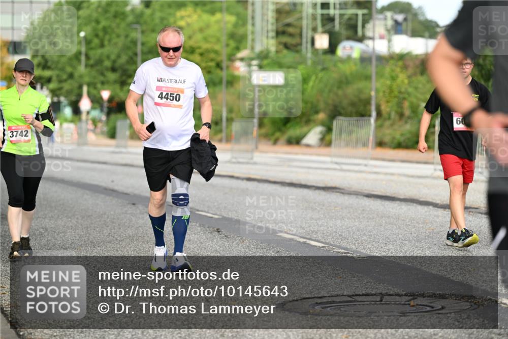 06.09.2026 - CURREX Alsterlauf Dr. Thomas Lammeyer http://msf.ph/oto/10145643 06.09.2026 10:18:50 Laufen 3742, 4450, 60 meine-sportfotos.de