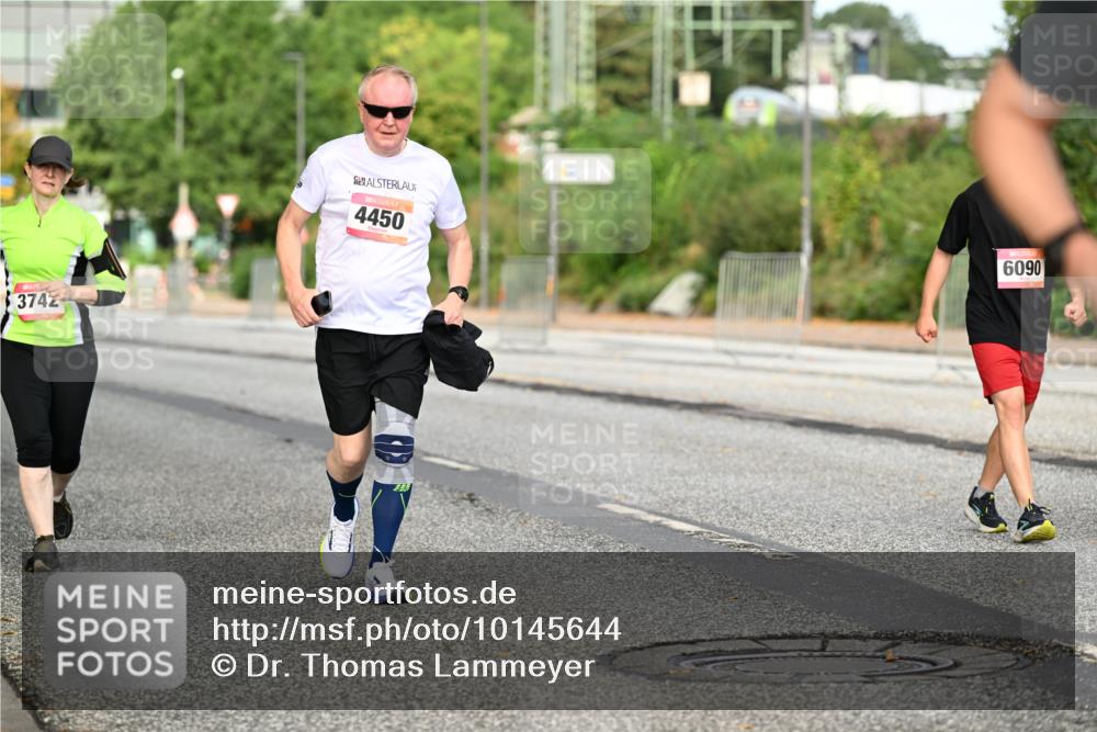 06.09.2026 - CURREX Alsterlauf Dr. Thomas Lammeyer http://msf.ph/oto/10145644 06.09.2026 10:18:50 Laufen 3742, 4450, 6090 meine-sportfotos.de