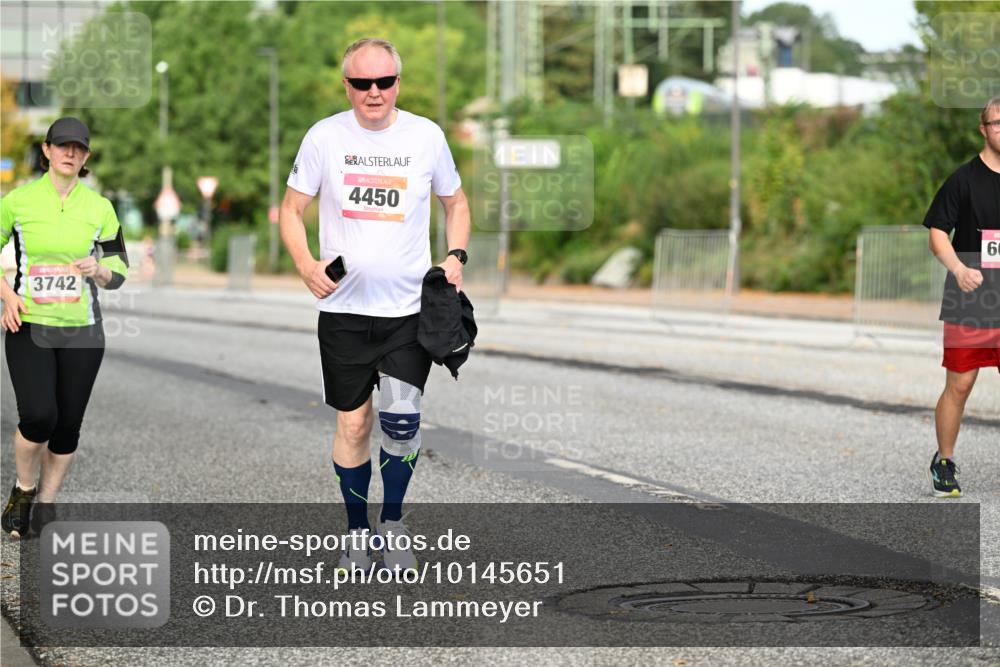 06.09.2026 - CURREX Alsterlauf Dr. Thomas Lammeyer http://msf.ph/oto/10145651 06.09.2026 10:18:51 Laufen 3742, 4450, 60 meine-sportfotos.de