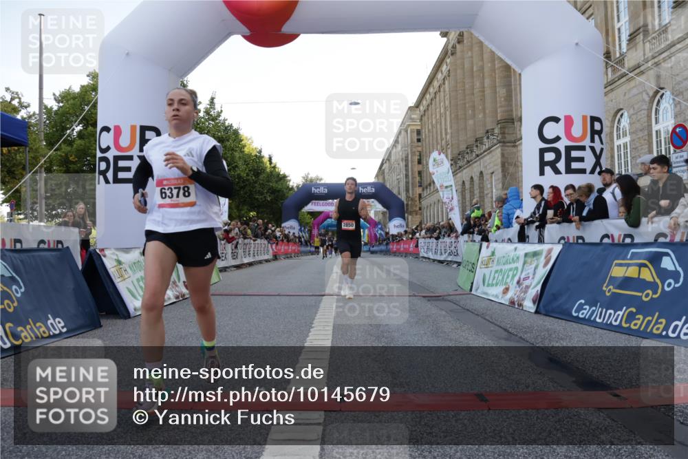 06.09.2026 - CURREX Alsterlauf Yannick Fuchs http://msf.ph/oto/10145679 06.09.2026 09:47:42 Ziel 2850, 2865, 5863, 6378, 8189 meine-sportfotos.de