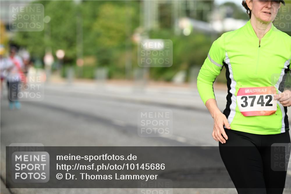 06.09.2026 - CURREX Alsterlauf Dr. Thomas Lammeyer http://msf.ph/oto/10145686 06.09.2026 10:18:54 Laufen 3742 meine-sportfotos.de