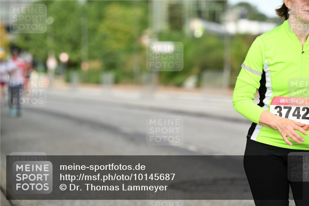 06.09.2026 - CURREX Alsterlauf Dr. Thomas Lammeyer http://msf.ph/oto/10145687 06.09.2026 10:18:55 Laufen 3742 meine-sportfotos.de