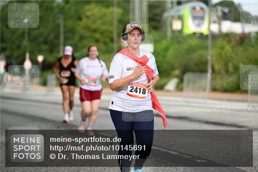 06.09.2026 - CURREX Alsterlauf Dr. Thomas Lammeyer http://msf.ph/oto/10145691 06.09.2026 10:19:03 Laufen 2418 meine-sportfotos.de