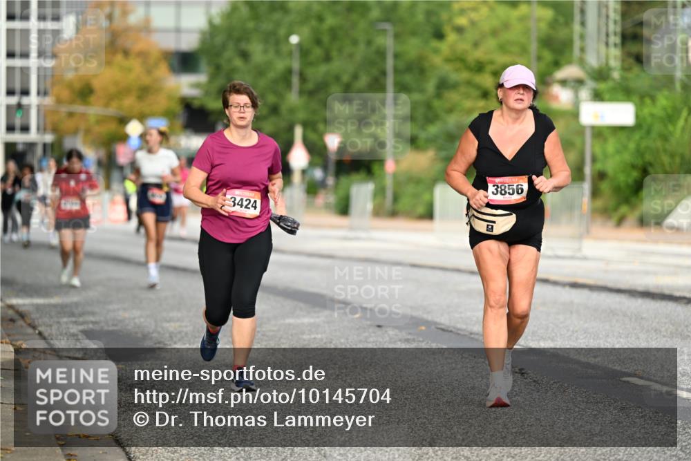 06.09.2026 - CURREX Alsterlauf Dr. Thomas Lammeyer http://msf.ph/oto/10145704 06.09.2026 10:19:09 Laufen 3856, 3424 meine-sportfotos.de