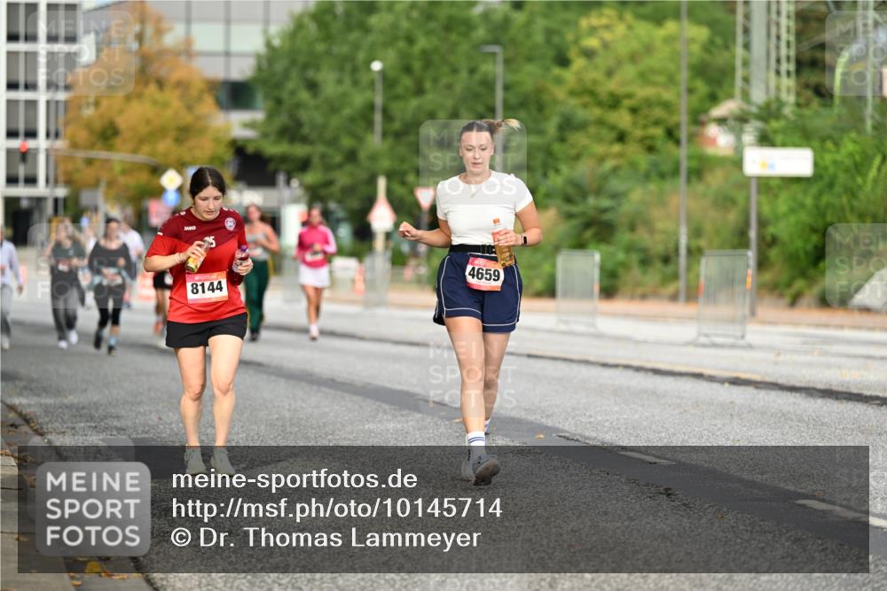 06.09.2026 - CURREX Alsterlauf Dr. Thomas Lammeyer http://msf.ph/oto/10145714 06.09.2026 10:19:15 Laufen 8144, 4659 meine-sportfotos.de