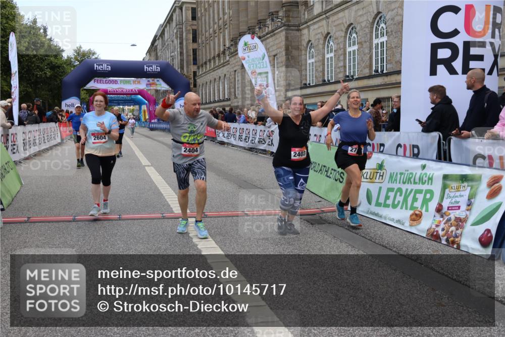 06.09.2026 - CURREX Alsterlauf Strokosch-Dieckow http://msf.ph/oto/10145717 06.09.2026 10:21:25 Ziel 2330, 2402, 2403, 2404, 2579, 2604, 2712, 6037, 6038 meine-sportfotos.de