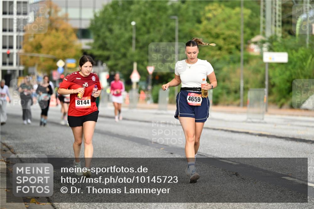 06.09.2026 - CURREX Alsterlauf Dr. Thomas Lammeyer http://msf.ph/oto/10145723 06.09.2026 10:19:16 Laufen 5, 4659, 8144 meine-sportfotos.de