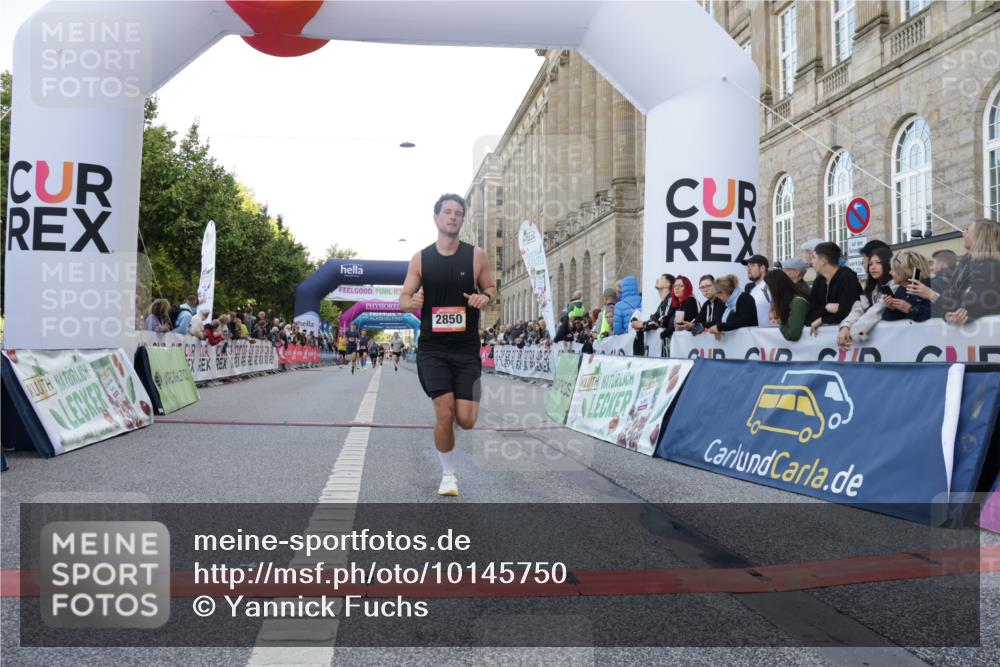06.09.2026 - CURREX Alsterlauf Yannick Fuchs http://msf.ph/oto/10145750 06.09.2026 09:47:43 Ziel 2850, 2865, 5863, 6378, 8189 meine-sportfotos.de