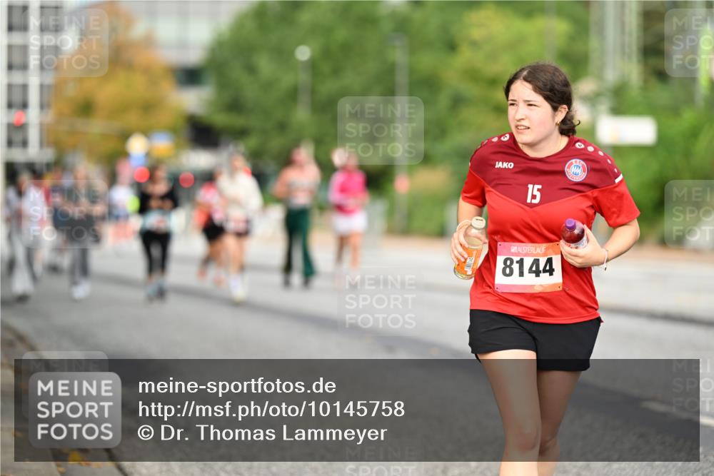 06.09.2026 - CURREX Alsterlauf Dr. Thomas Lammeyer http://msf.ph/oto/10145758 06.09.2026 10:19:20 Laufen 15, 8144 meine-sportfotos.de