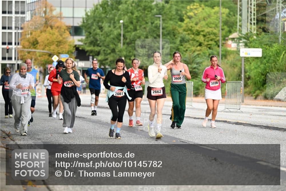 06.09.2026 - CURREX Alsterlauf Dr. Thomas Lammeyer http://msf.ph/oto/10145782 06.09.2026 10:19:25 Laufen 584, 4514, 4513, 3185, 2661, 6167, 2662, 3900, 3899 meine-sportfotos.de