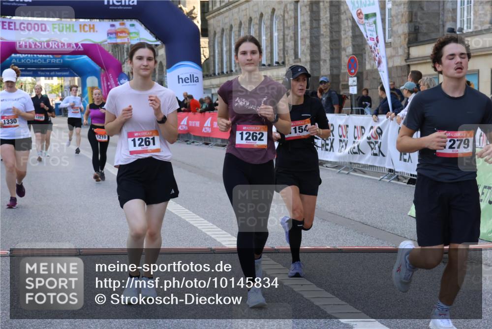 06.09.2026 - CURREX Alsterlauf Strokosch-Dieckow http://msf.ph/oto/10145834 06.09.2026 11:52:09 Ziel 1085, 1108, 1154, 1210, 1244, 1261, 1262, 1279, 1330, 8138 meine-sportfotos.de