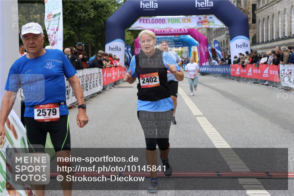 06.09.2026 - CURREX Alsterlauf Strokosch-Dieckow http://msf.ph/oto/10145841 06.09.2026 10:21:30 Ziel 2402, 2403, 2404, 2579, 2604, 2712, 3918 meine-sportfotos.de