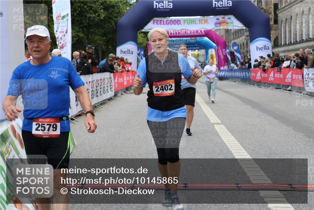 06.09.2026 - CURREX Alsterlauf Strokosch-Dieckow http://msf.ph/oto/10145865 06.09.2026 10:21:31 Ziel 2402, 2403, 2404, 2579, 2604, 2712, 3918, 4764, 4837, 4875 meine-sportfotos.de