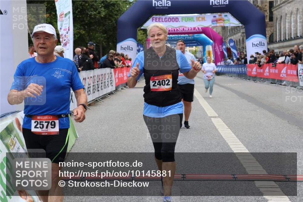 06.09.2026 - CURREX Alsterlauf Strokosch-Dieckow http://msf.ph/oto/10145881 06.09.2026 10:21:31 Ziel 2402, 2403, 2404, 2579, 2604, 2712, 3918, 4764, 4837, 4875 meine-sportfotos.de