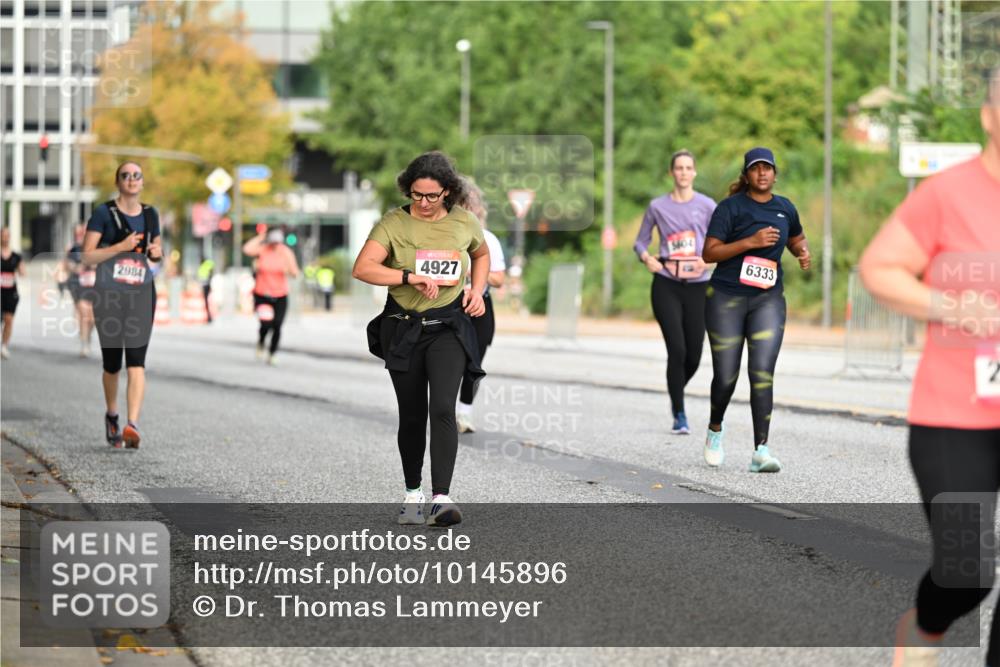 06.09.2026 - CURREX Alsterlauf Dr. Thomas Lammeyer http://msf.ph/oto/10145896 06.09.2026 10:19:53 Laufen 5604, 2984, 4927, 6333 meine-sportfotos.de