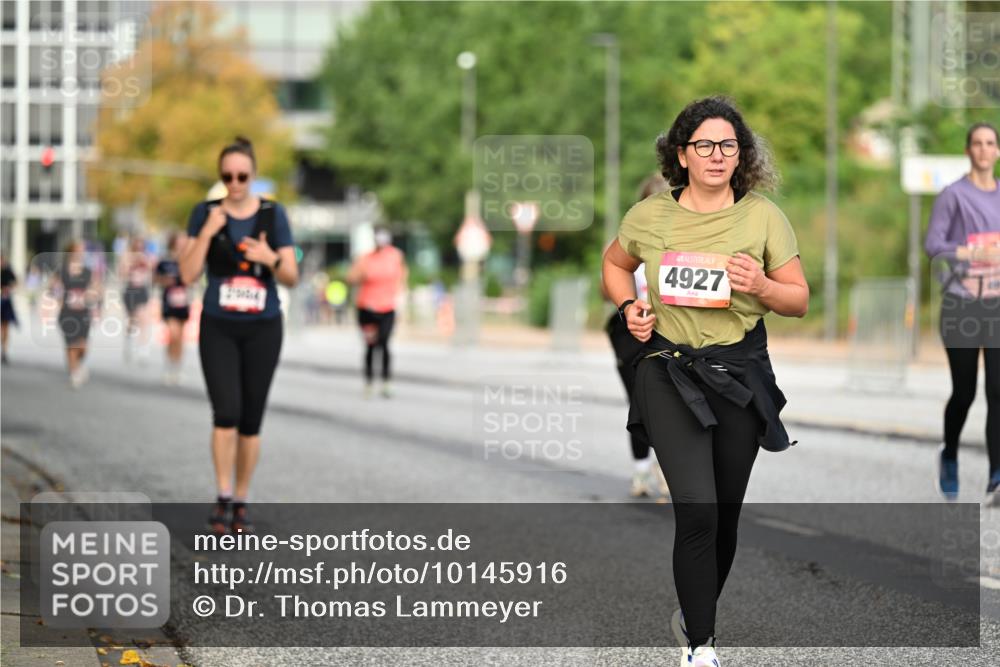 06.09.2026 - CURREX Alsterlauf Dr. Thomas Lammeyer http://msf.ph/oto/10145916 06.09.2026 10:19:56 Laufen 4927 meine-sportfotos.de