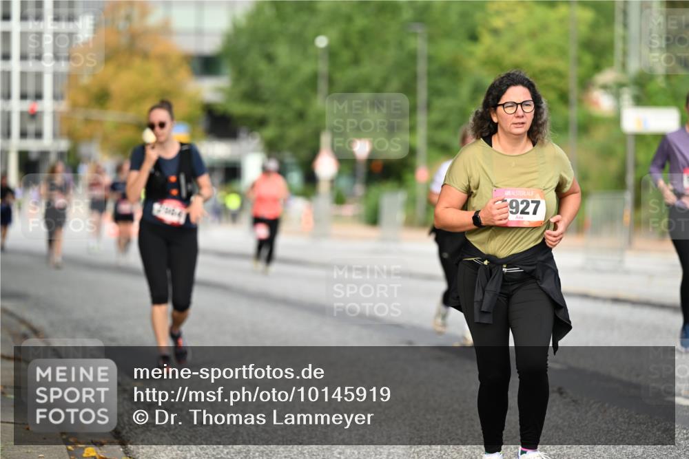 06.09.2026 - CURREX Alsterlauf Dr. Thomas Lammeyer http://msf.ph/oto/10145919 06.09.2026 10:19:56 Laufen 927 meine-sportfotos.de