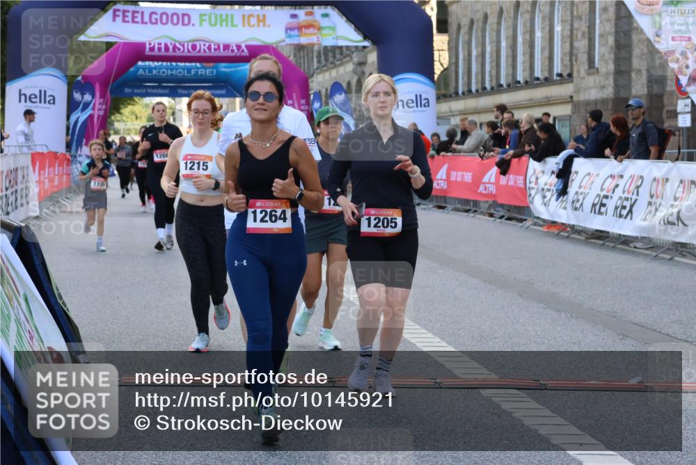 06.09.2026 - CURREX Alsterlauf Strokosch-Dieckow http://msf.ph/oto/10145921 06.09.2026 11:52:17 Ziel 1059, 1120, 1186, 1205, 1206, 1210, 1215, 1244, 1266, 1304, 1330 meine-sportfotos.de