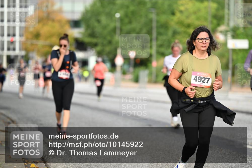 06.09.2026 - CURREX Alsterlauf Dr. Thomas Lammeyer http://msf.ph/oto/10145922 06.09.2026 10:19:57 Laufen 4927 meine-sportfotos.de