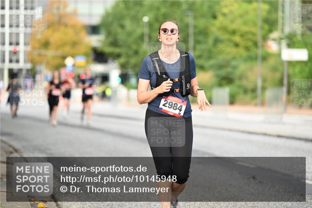 06.09.2026 - CURREX Alsterlauf Dr. Thomas Lammeyer http://msf.ph/oto/10145948 06.09.2026 10:20:00 Laufen 2984 meine-sportfotos.de