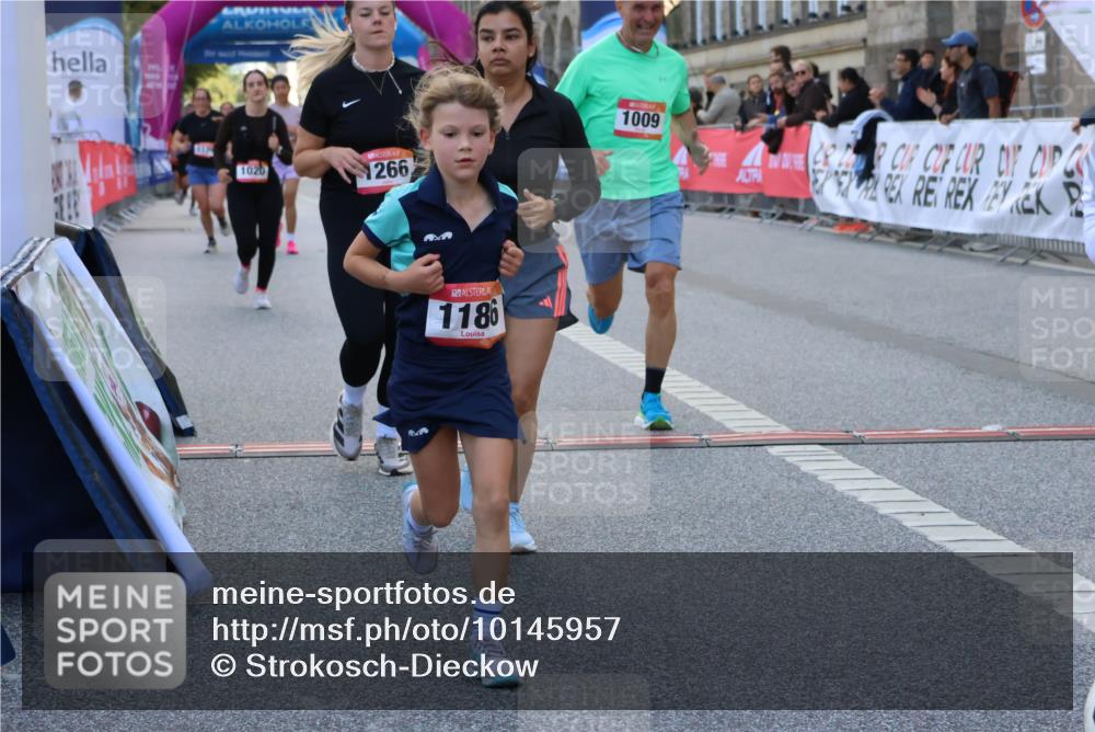 06.09.2026 - CURREX Alsterlauf Strokosch-Dieckow http://msf.ph/oto/10145957 06.09.2026 11:52:23 Ziel 1009, 1020, 1059, 1120, 1186, 1205, 1206, 1215, 1266, 1304 meine-sportfotos.de
