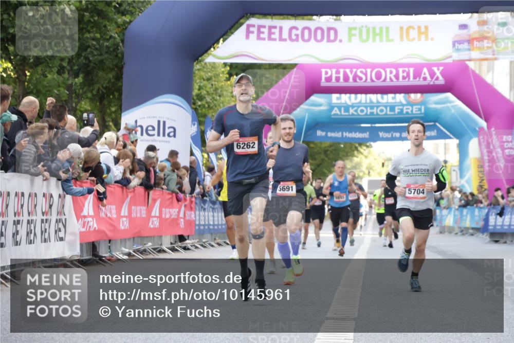 06.09.2026 - CURREX Alsterlauf Yannick Fuchs http://msf.ph/oto/10145961 06.09.2026 09:47:46 Ziel 2850, 5704, 6262, 6378, 8189 meine-sportfotos.de