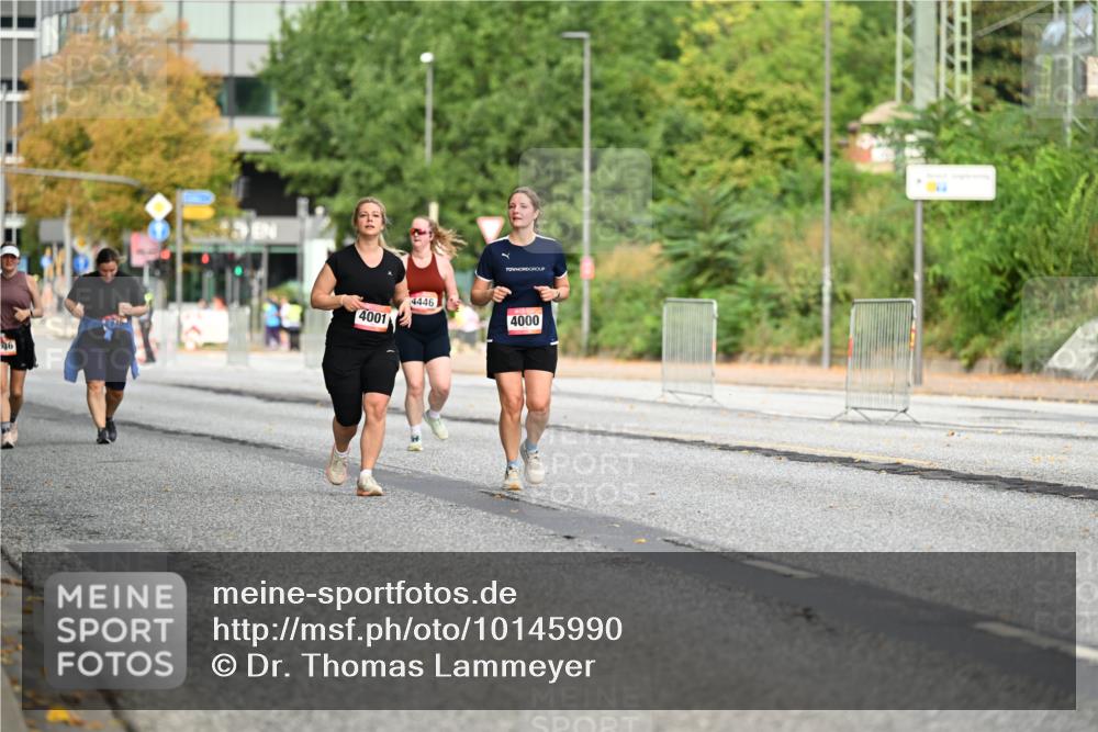 06.09.2026 - CURREX Alsterlauf Dr. Thomas Lammeyer http://msf.ph/oto/10145990 06.09.2026 10:20:08 Laufen 36, 4001, 4446, 4000 meine-sportfotos.de