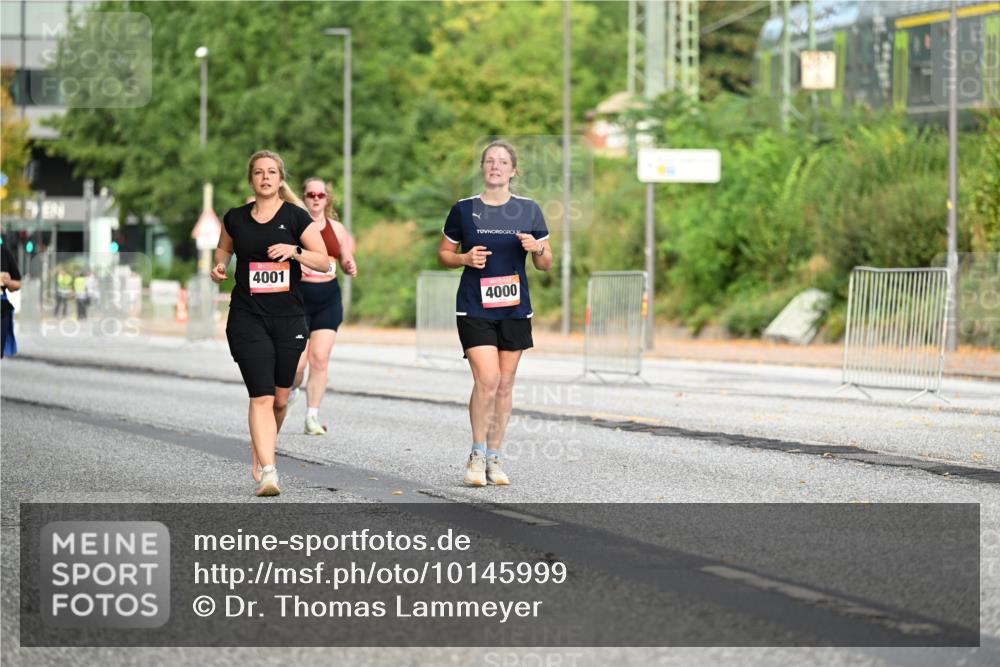 06.09.2026 - CURREX Alsterlauf Dr. Thomas Lammeyer http://msf.ph/oto/10145999 06.09.2026 10:20:11 Laufen 4001, 4000 meine-sportfotos.de