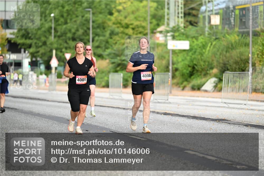 06.09.2026 - CURREX Alsterlauf Dr. Thomas Lammeyer http://msf.ph/oto/10146006 06.09.2026 10:20:11 Laufen 4001, 4000 meine-sportfotos.de
