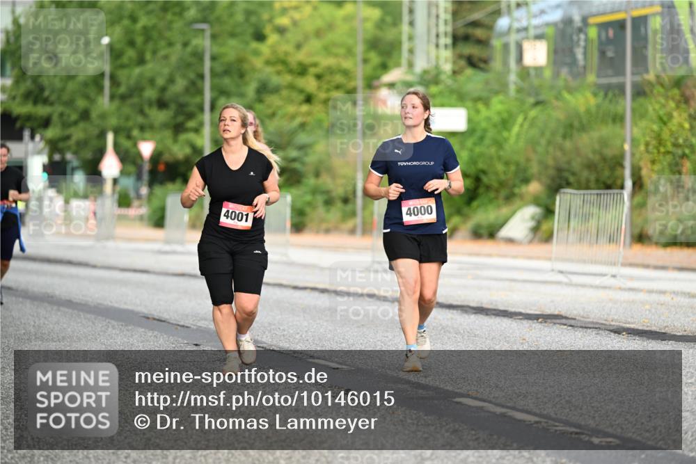 06.09.2026 - CURREX Alsterlauf Dr. Thomas Lammeyer http://msf.ph/oto/10146015 06.09.2026 10:20:12 Laufen 4001, 4000 meine-sportfotos.de