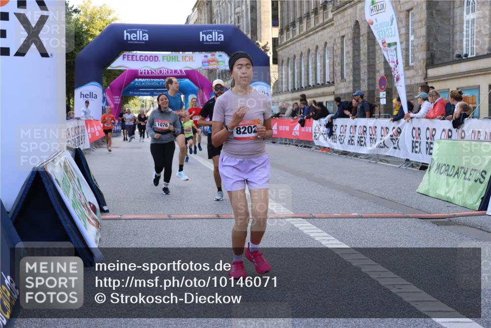 06.09.2026 - CURREX Alsterlauf Strokosch-Dieckow http://msf.ph/oto/10146071 06.09.2026 11:52:32 Ziel 1020, 1075, 1076, 1139, 8028, 8202, 8269, 8270 meine-sportfotos.de