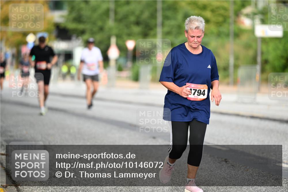 06.09.2026 - CURREX Alsterlauf Dr. Thomas Lammeyer http://msf.ph/oto/10146072 06.09.2026 10:20:26 Laufen 794 meine-sportfotos.de