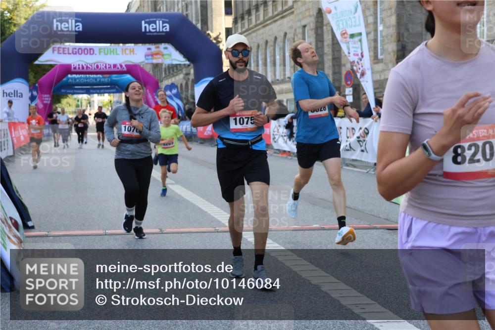 06.09.2026 - CURREX Alsterlauf Strokosch-Dieckow http://msf.ph/oto/10146084 06.09.2026 11:52:34 Ziel 1007, 1075, 1076, 1139, 8028, 8202, 8269, 8270 meine-sportfotos.de