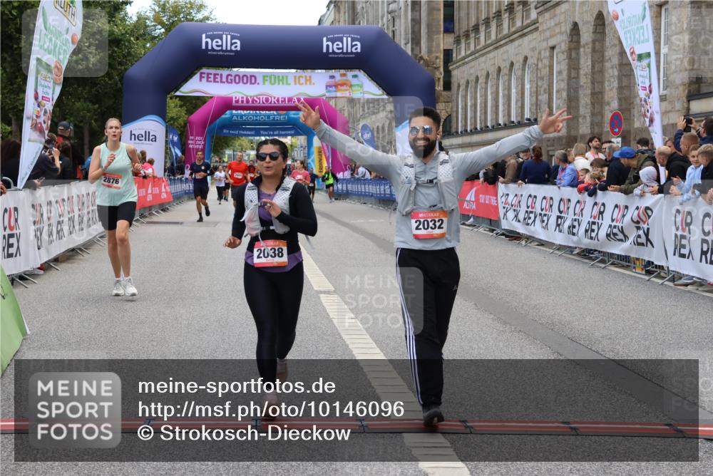 06.09.2026 - CURREX Alsterlauf Strokosch-Dieckow http://msf.ph/oto/10146096 06.09.2026 10:21:40 Ziel 2032, 2038, 2876, 4764, 4837, 4875 meine-sportfotos.de