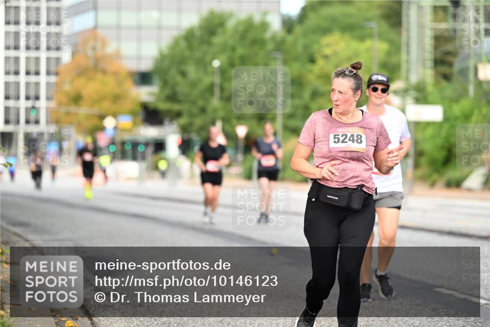 06.09.2026 - CURREX Alsterlauf Dr. Thomas Lammeyer http://msf.ph/oto/10146123 06.09.2026 10:20:38 Laufen 8, 5248 meine-sportfotos.de