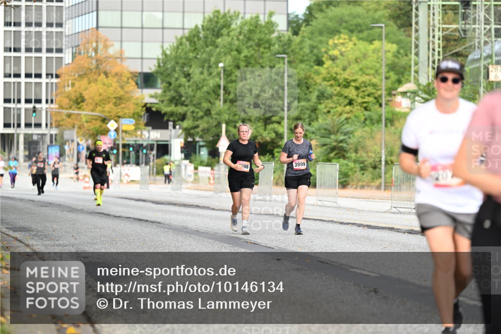 06.09.2026 - CURREX Alsterlauf Dr. Thomas Lammeyer http://msf.ph/oto/10146134 06.09.2026 10:20:40 Laufen 98, 3999 meine-sportfotos.de